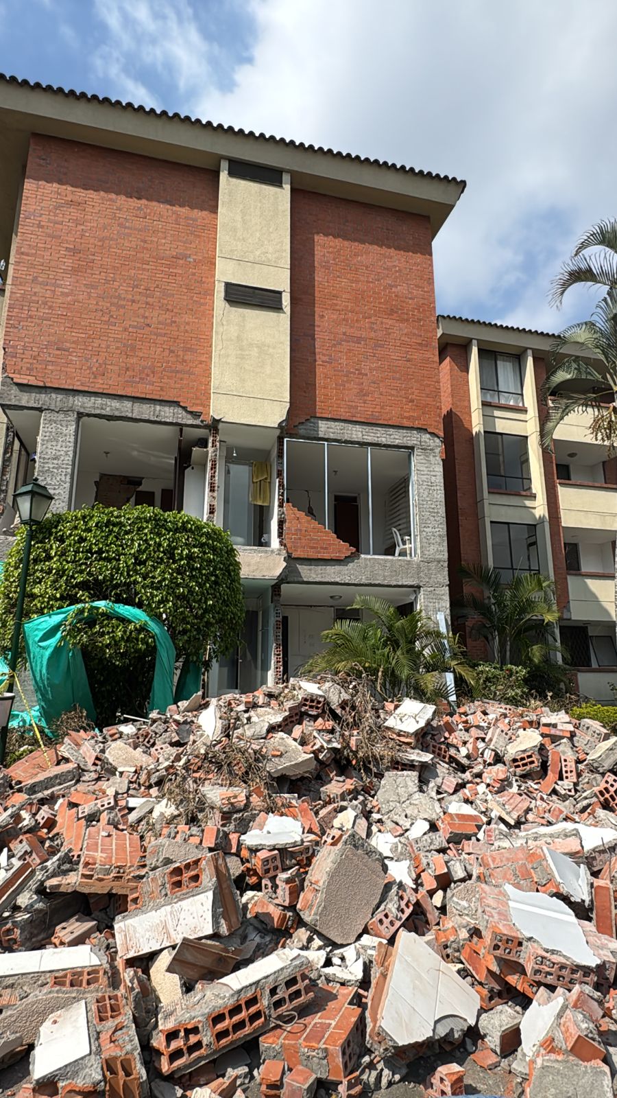 Trabajo real de demolición parcial de mampostería ejecutado por Xervis